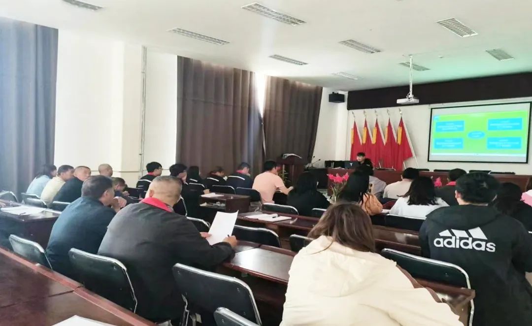 加强溶矿技术培训，全面提升专业水平